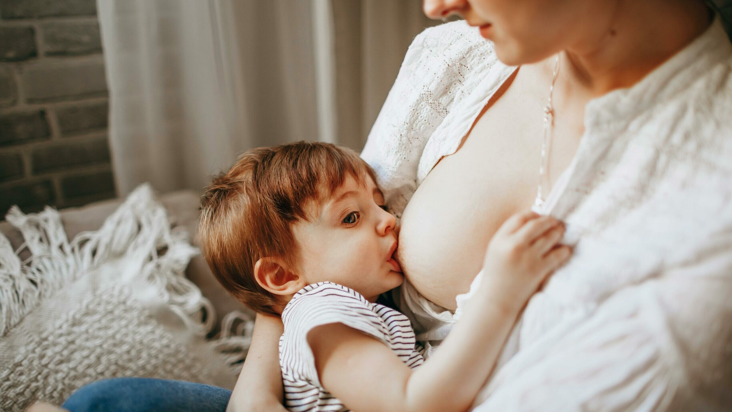 Allaitement : pourquoi et comment le prolonger ?